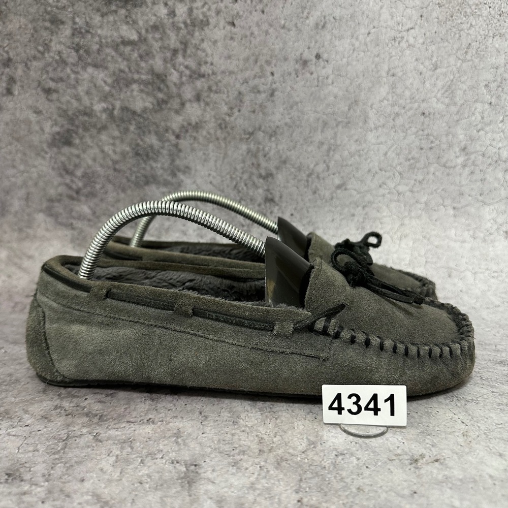 Minnetonka Trapper Moccasin Slipper Women 10 Charcoal Grey Suede Faux Fur